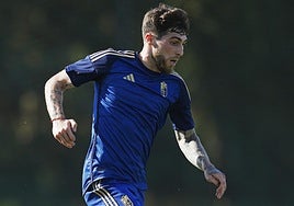 Giorgi Tsitaishvili, durante un amistoso con el Granada.