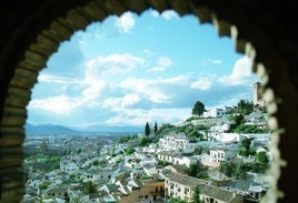 Vista del barrio del Albaicín desde el palacio de Dar al-Horra.