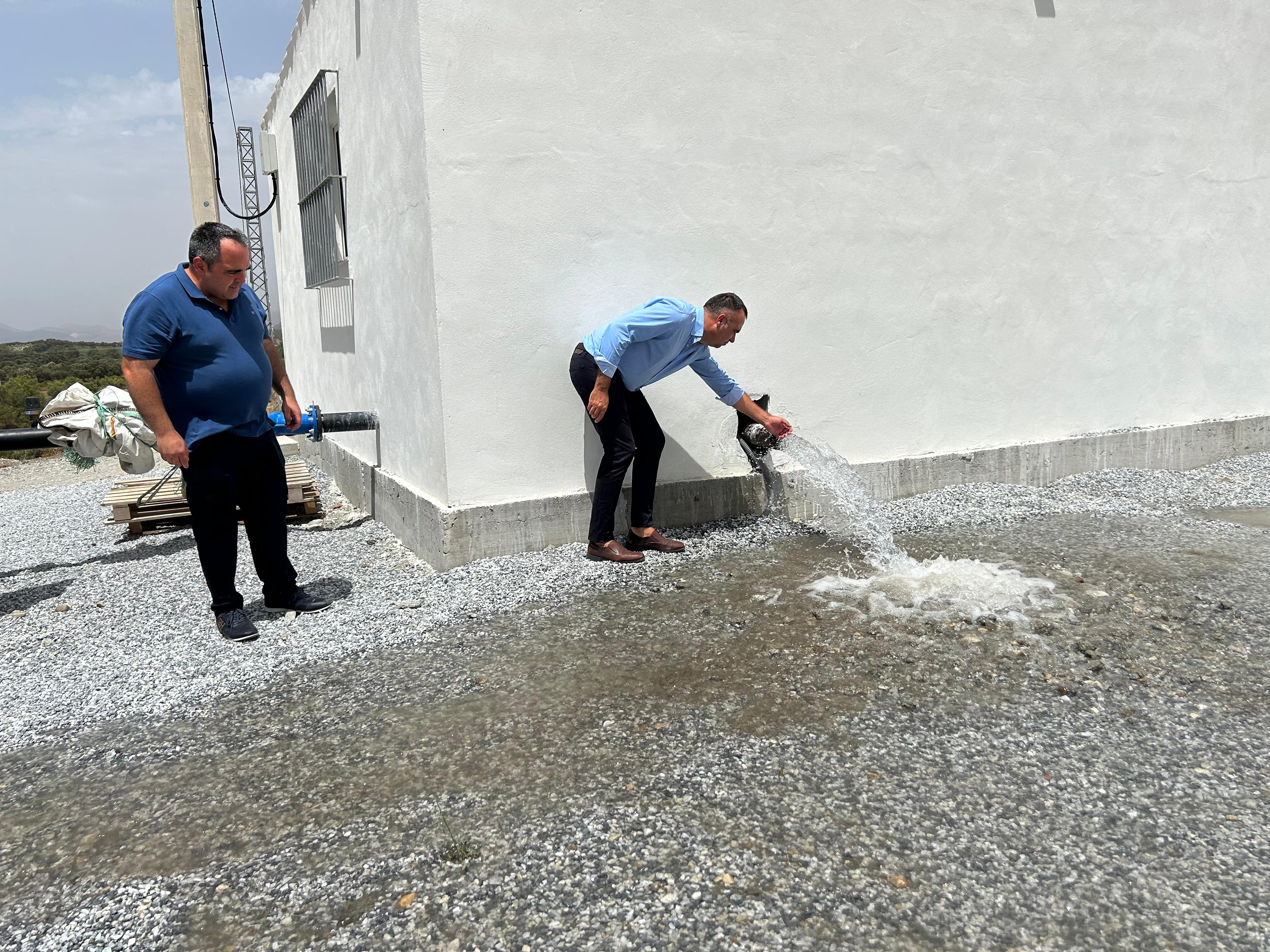 Ventas de Zafarraya estrena pozo y finaliza la construcción de un depósito de agua