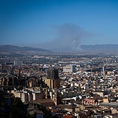 Otro incendio en Padul, visible desde el sur de la capital, moviliza al Infoca por tierra y aire