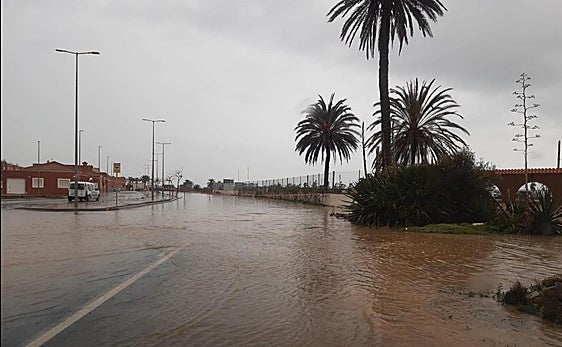 Consejos para garantizar la seguridad con las lluvias torrenciales que llegarán a Almería
