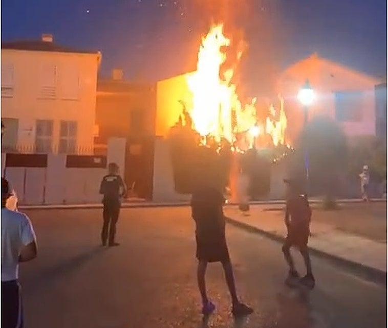 Incendio en una vivienda de La Zubia