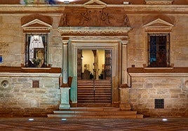 Fachada exterior y acceso al Parador de Ubeda.