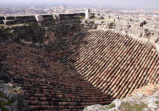 Cubierta de la torre tomada desde la cornisa perimetral