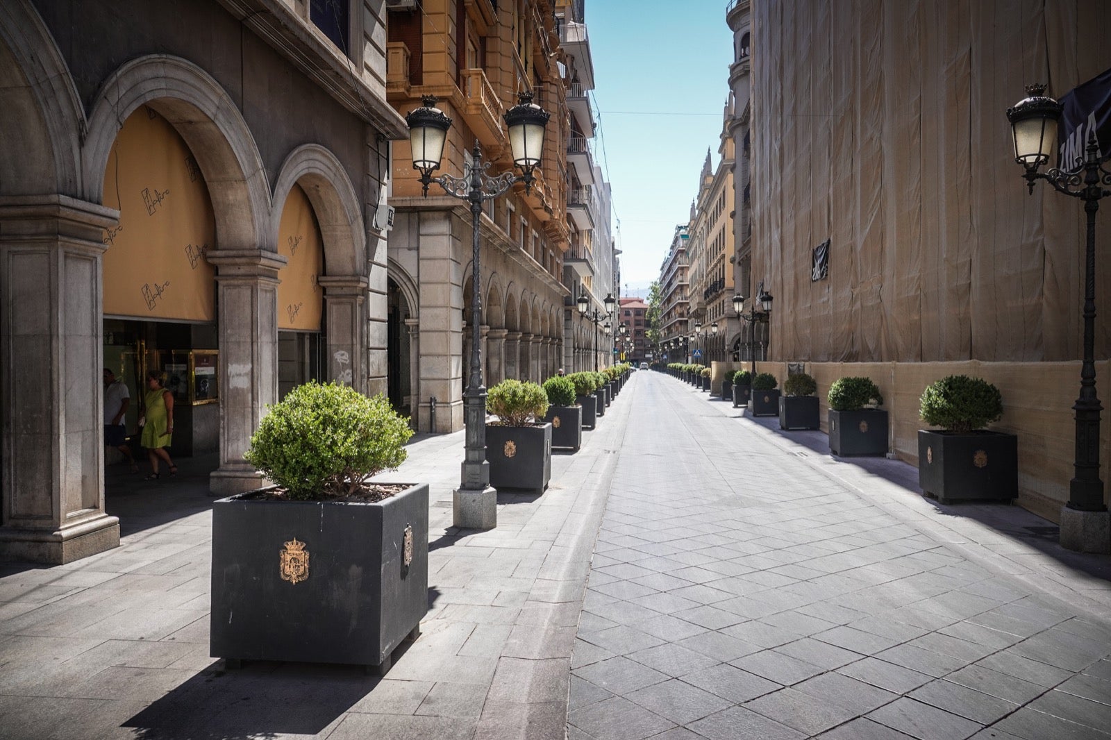 Granada se queda completamente desierta