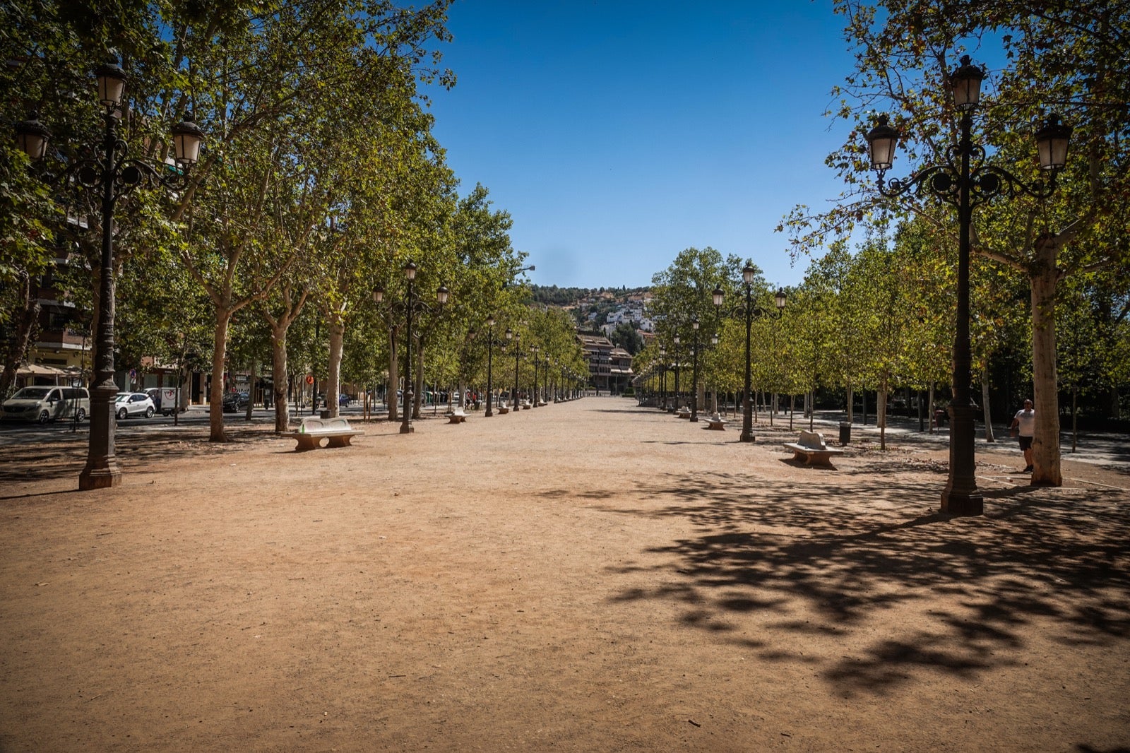 Granada se queda completamente desierta