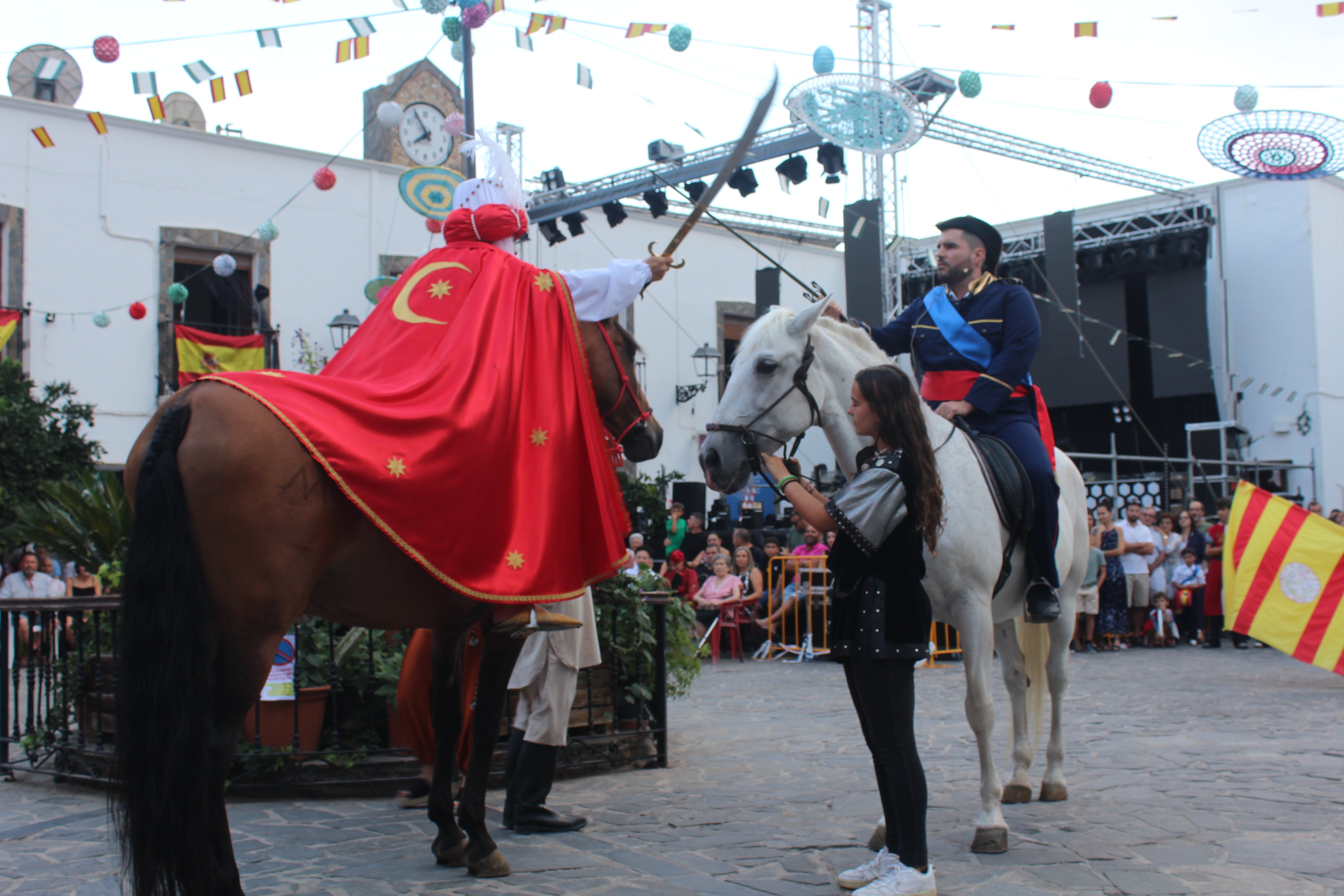 Los Moros y Cristianos de Velefique, en imágenes