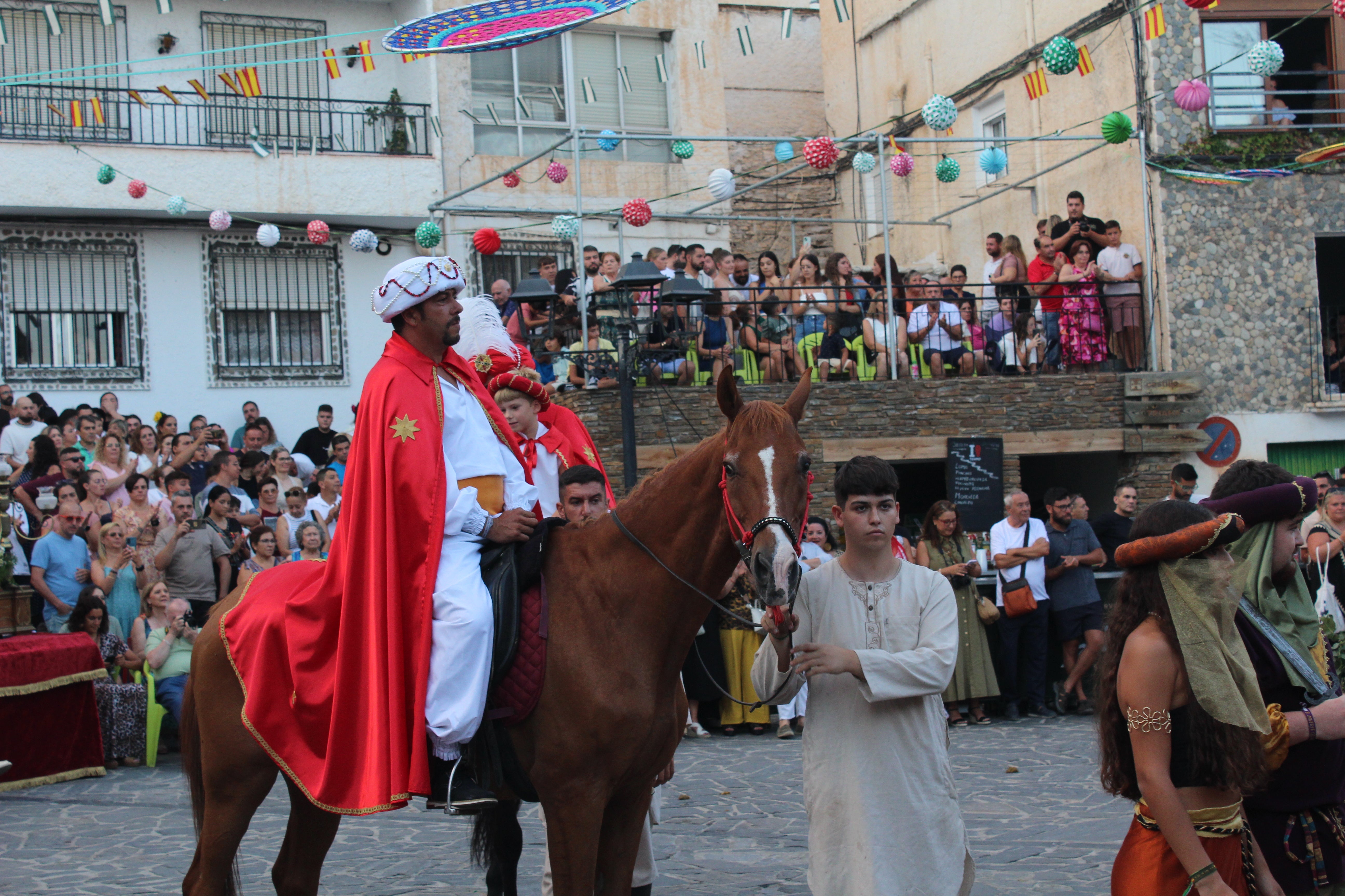 Los Moros y Cristianos de Velefique, en imágenes