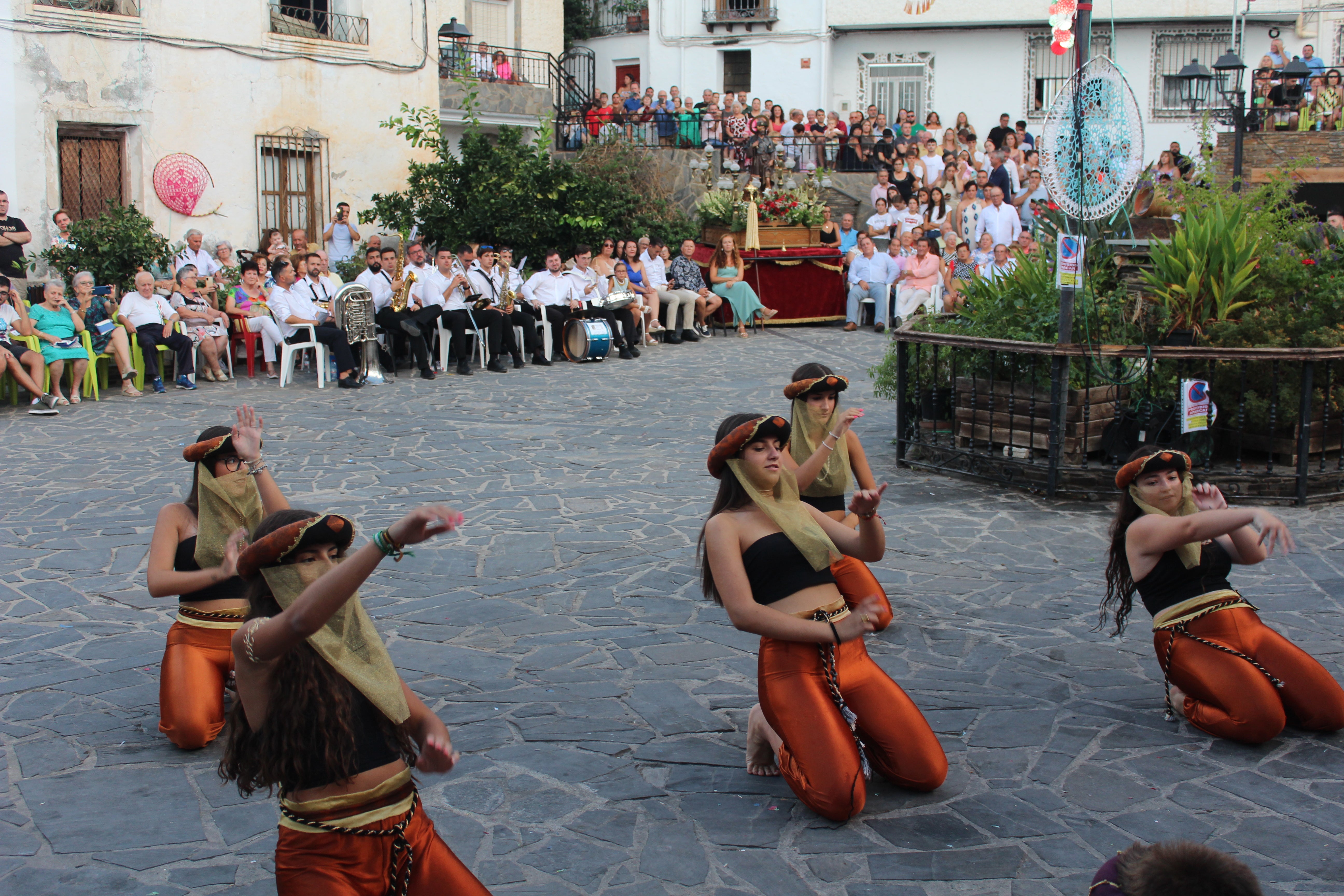 Los Moros y Cristianos de Velefique, en imágenes