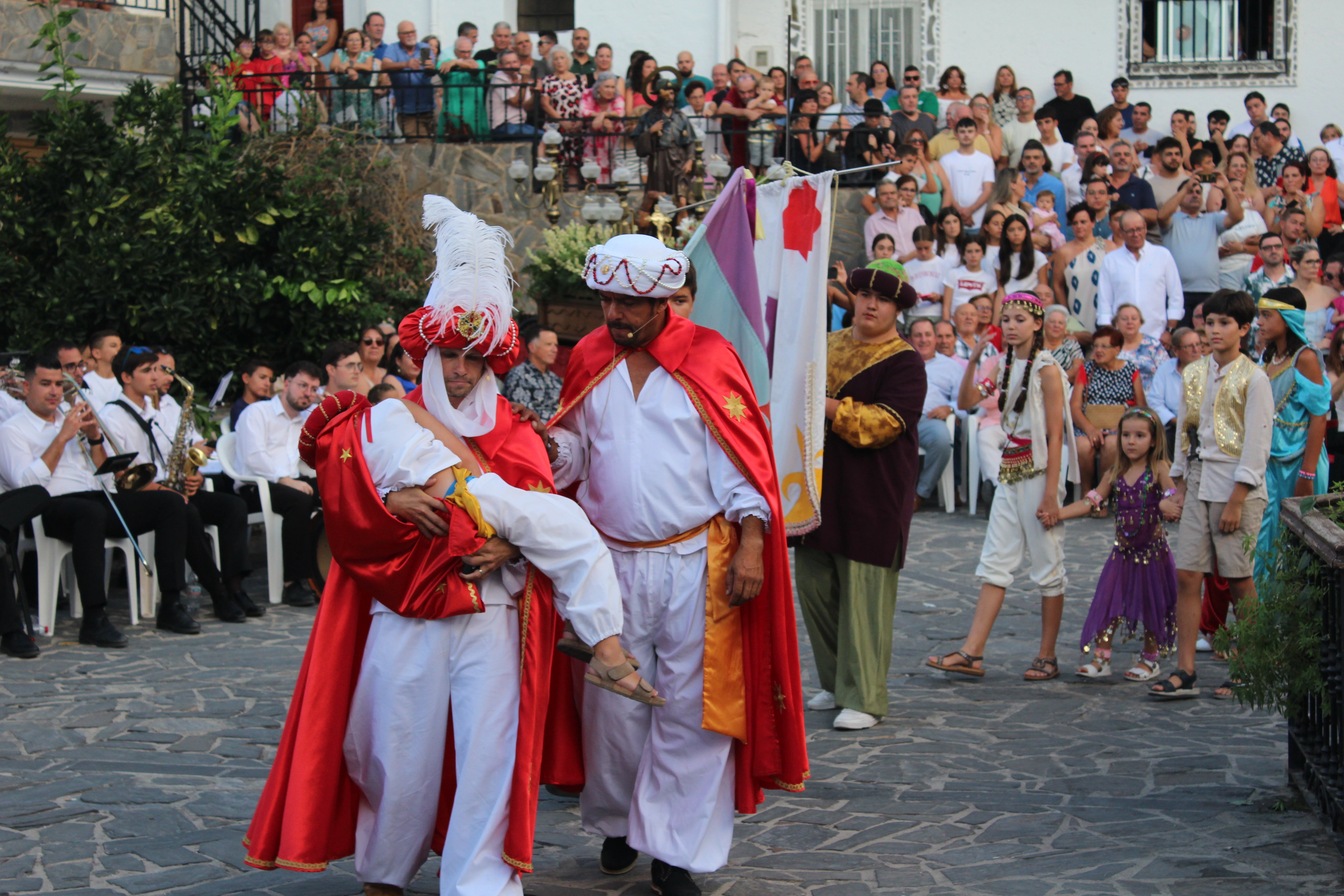 Los Moros y Cristianos de Velefique, en imágenes