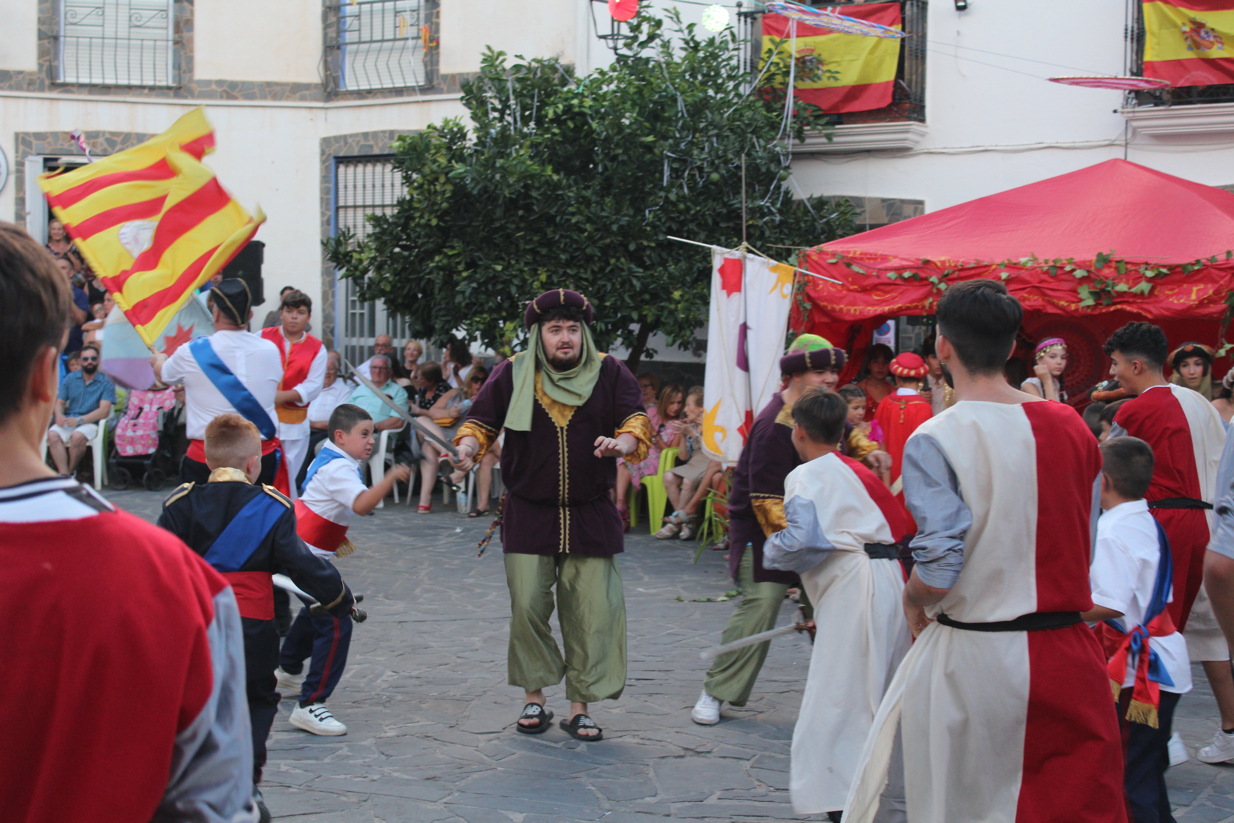 Los Moros y Cristianos de Velefique, en imágenes