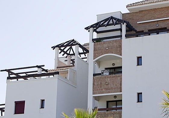 Imagen de archivo de un anuncio en Playa Granada.