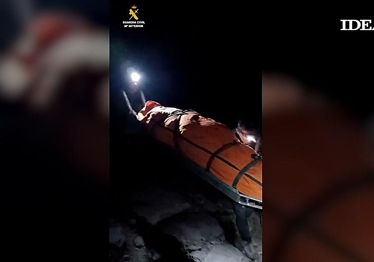 La Guardia Civil de Granada rescata a un senderista que sufrió un infarto en las inmediaciones del Mulhacén.