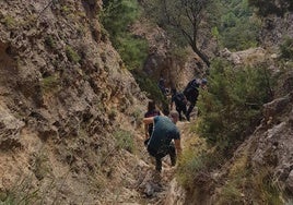 Agentes de la Guardia Civil en el rescate