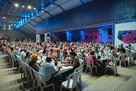 Los mayores disfrutan de su homenaje por la Feria de Almería