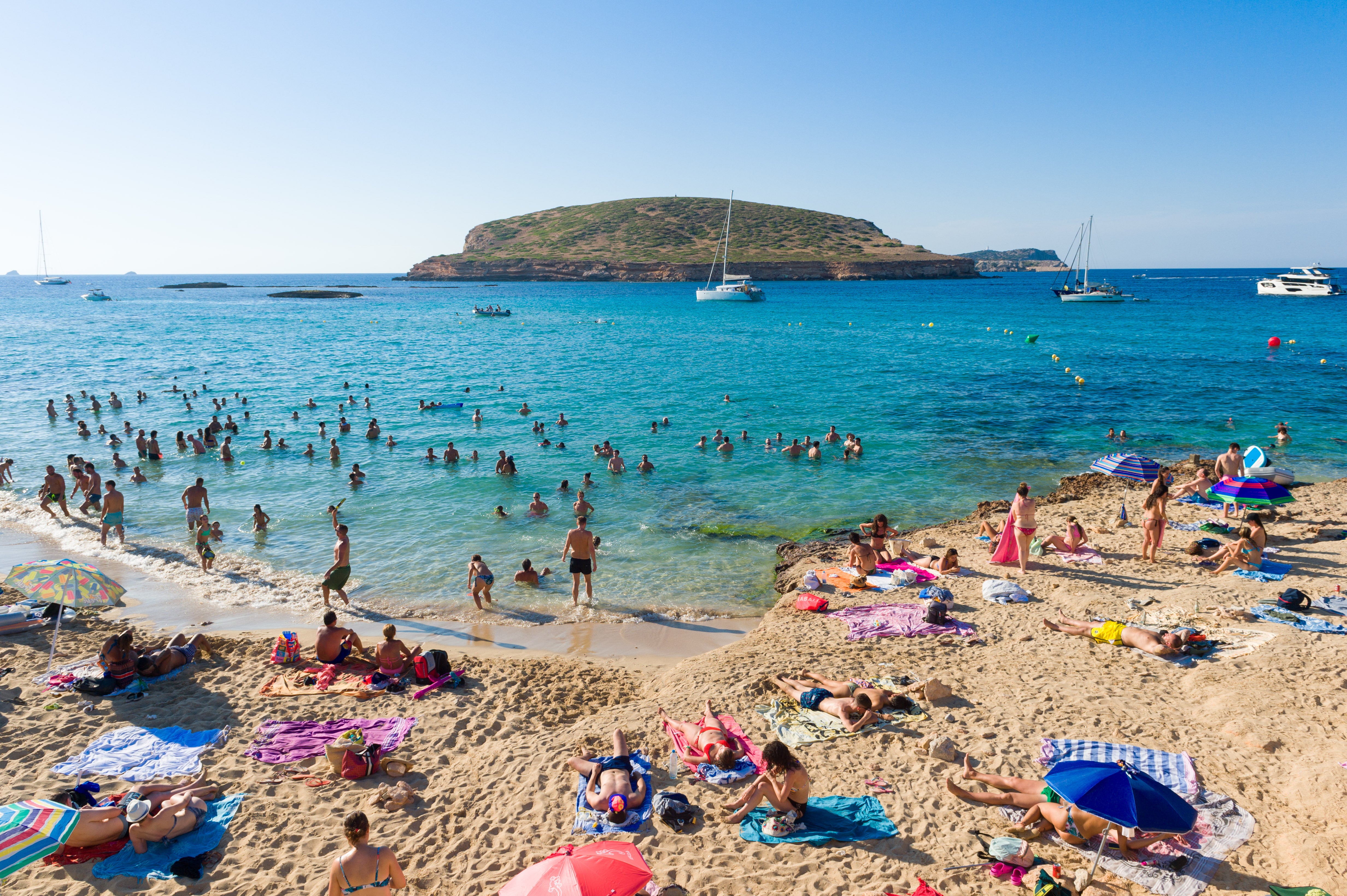 Turistas en Ibiza.