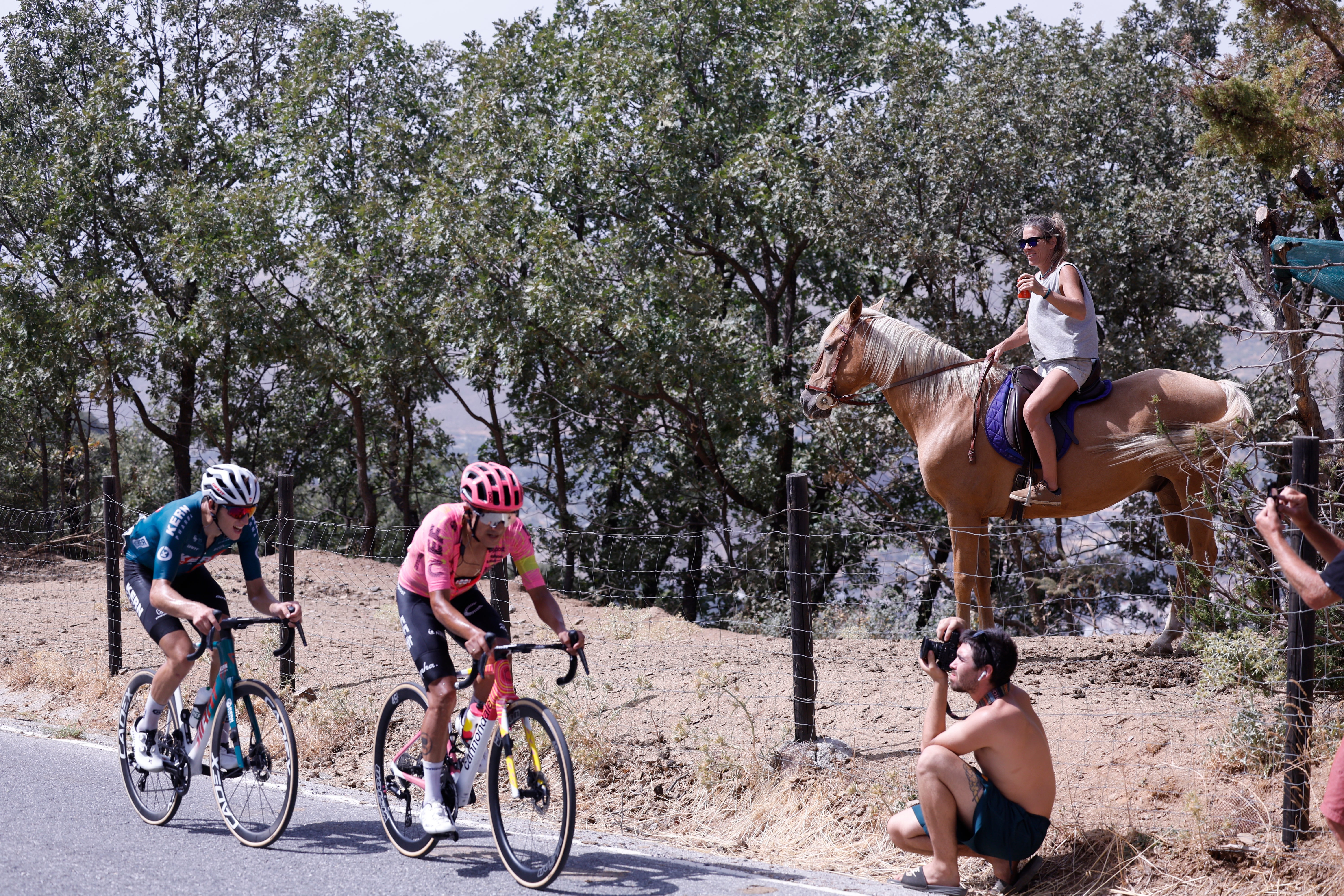 Las imágenes de la etapa de la Vuelta en Granada