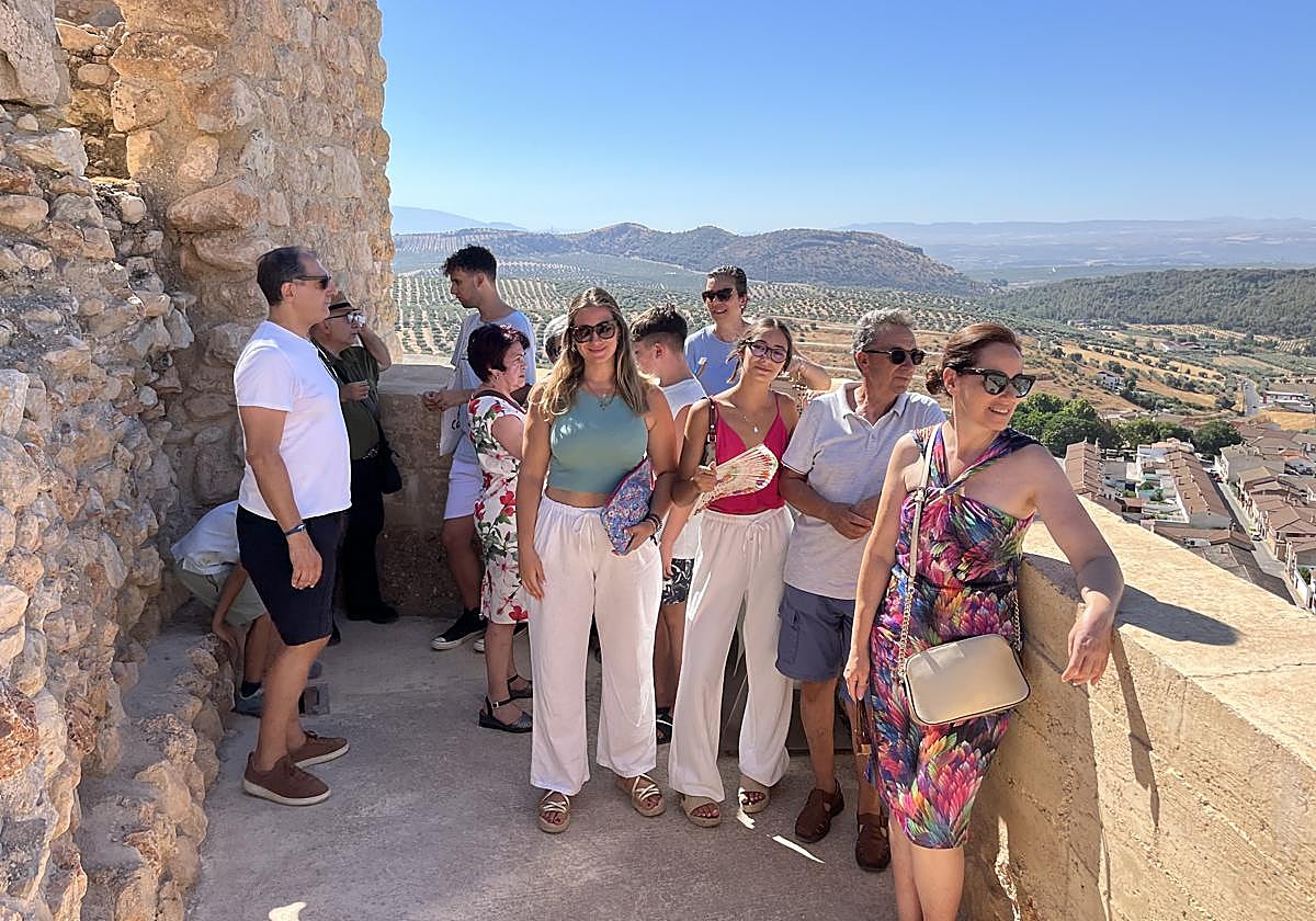 Un grupo de turistas, durante la visita guiada.