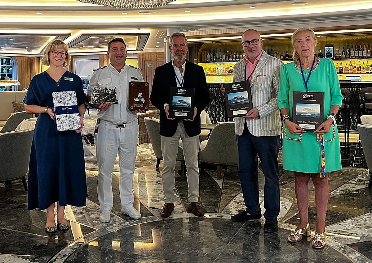 Imagen secundaria 1 - Interior del crucero.