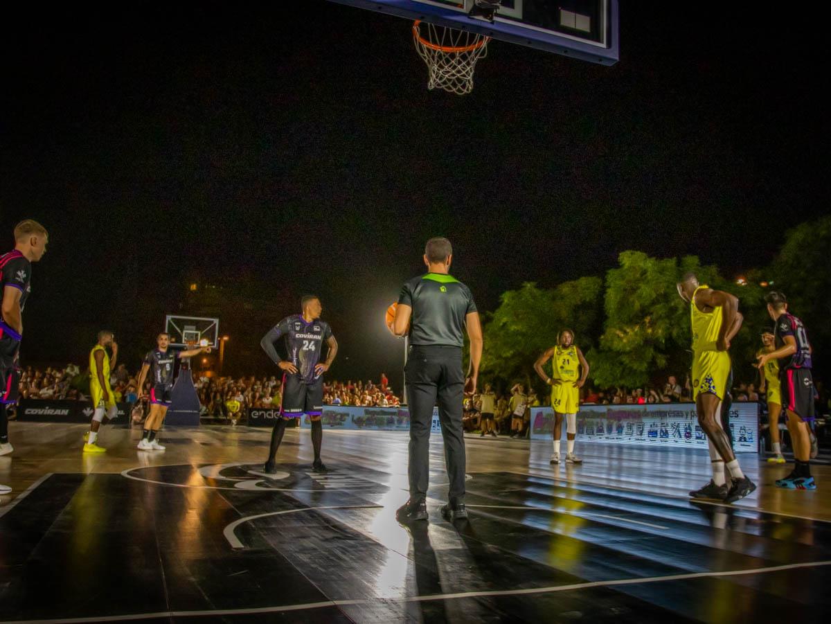 Las imágenes del partido de presentación del Covirán