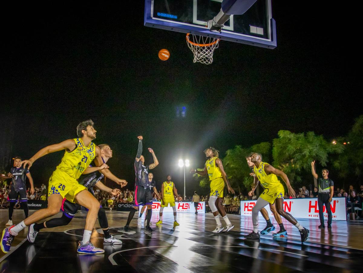 Las imágenes del partido de presentación del Covirán