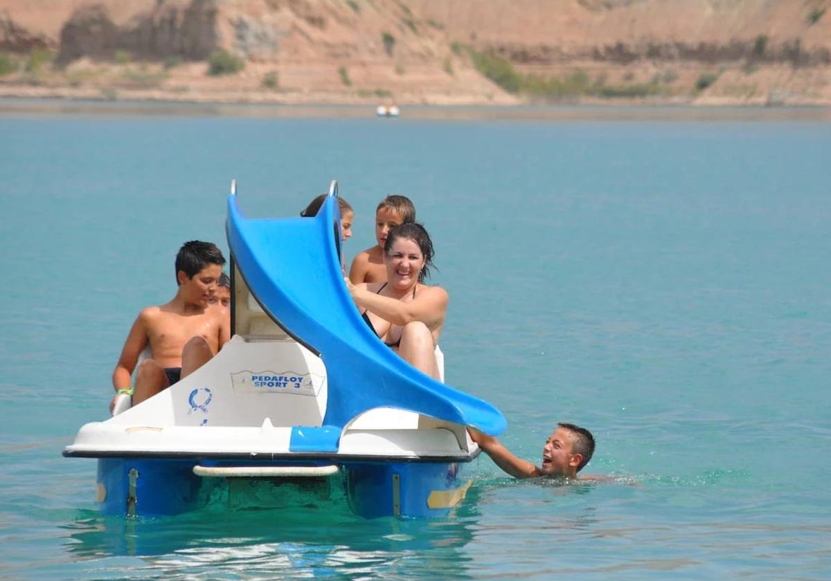 Actividades en el pantano del Negratín.