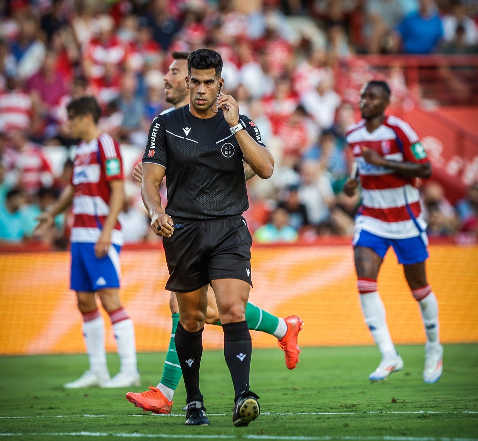 Las mejores imágenes del partido entre Granada y Huesca