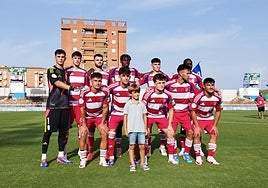 Los jugadores del filial en Linarejos.