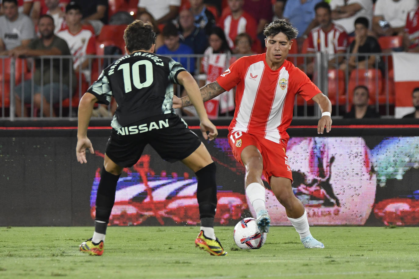 Al Almería le falta acierto