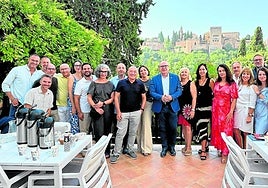 El equipo de gobierno de la UGR celebró ayer la primera reunión tras la vuelta del verano.