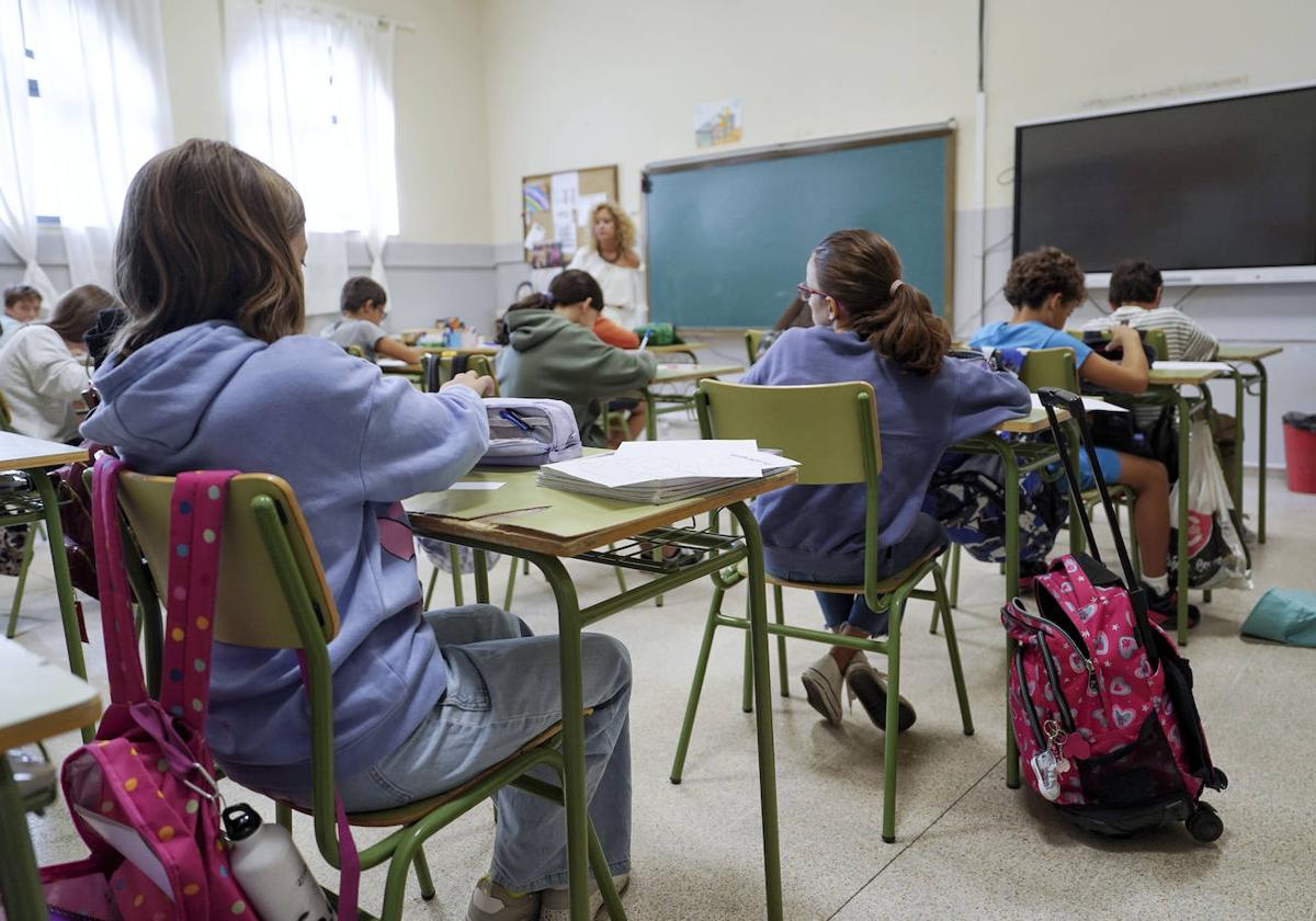 Más de 47.500 estudiantes de Infantil, Primaria y Educación Especial comienzan el martes el colegio en Jaén.