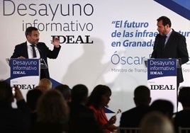 El director de IDEAL, Quico Chirino, y el ministro de Transportes, Óscar Puente.