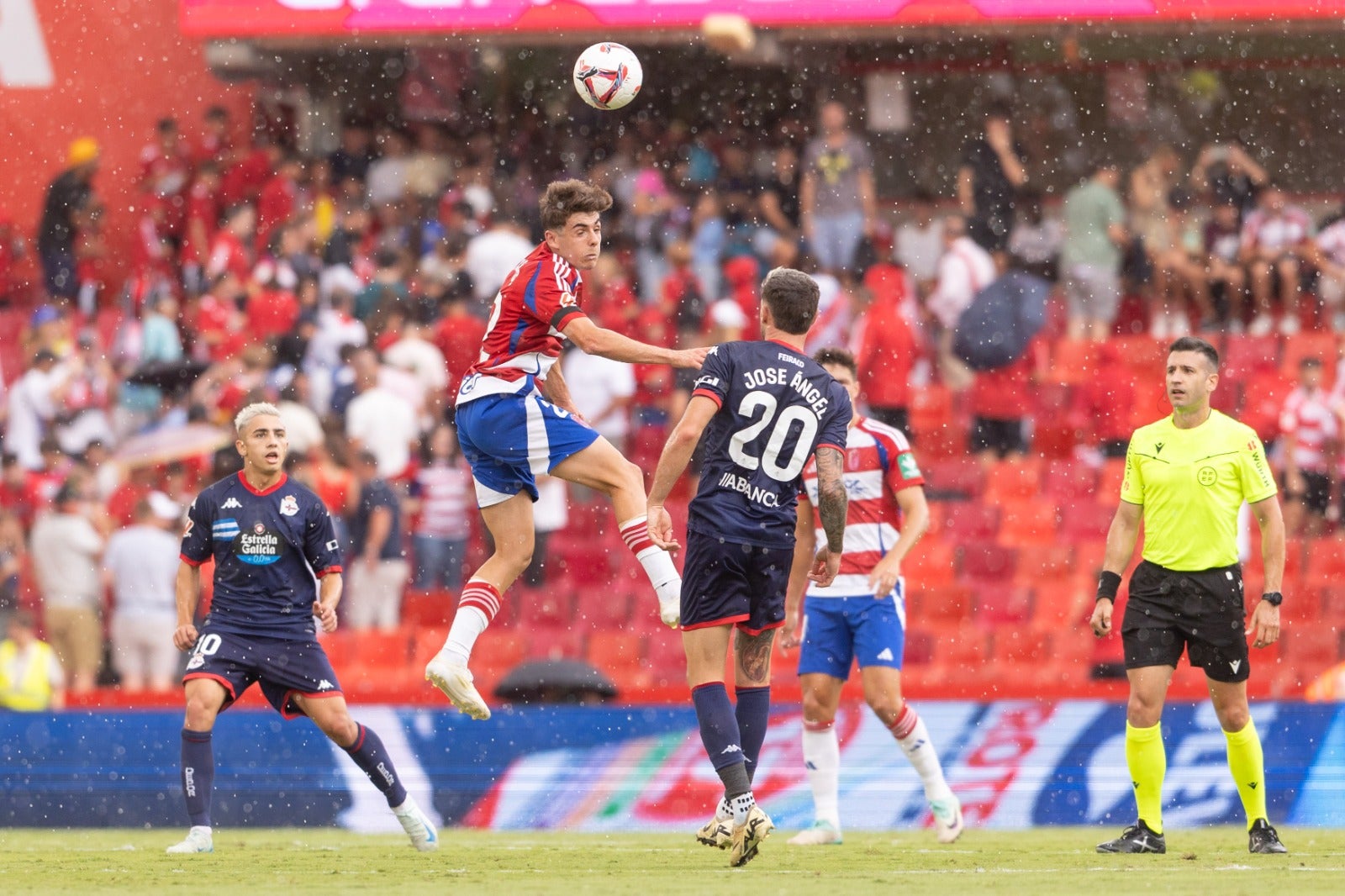 Las mejores imágenes del Granada CF - Deportivo de la Coruña