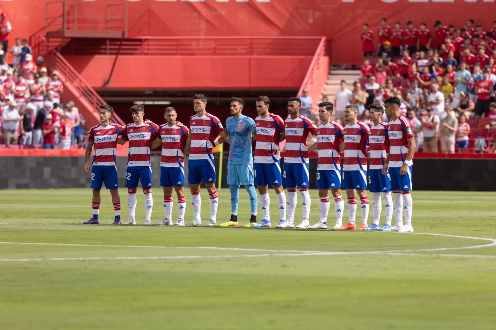 Las mejores imágenes del Granada CF - Deportivo de la Coruña