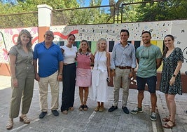 El alcalde Agustín González y la concejala de Educación Maribel López en el colegio público 'Jesús María'