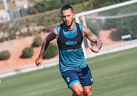 Luis Suárez no está ansioso por que no entre el balón; todo llegará.