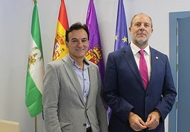 El alcalde Agustín González y el rector Nicolás Ruiz