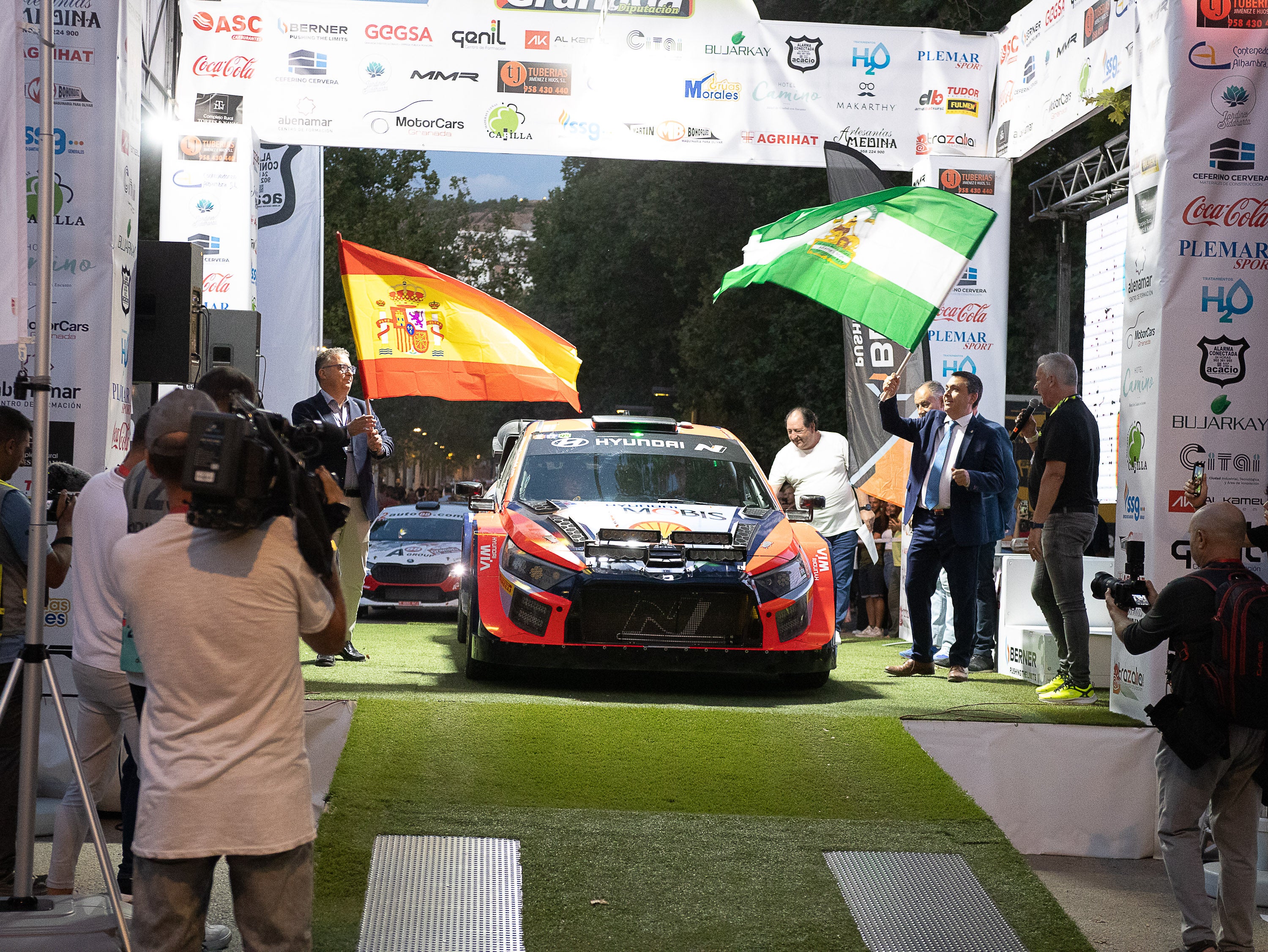 Las imágenes del Rally que encadila a Granada