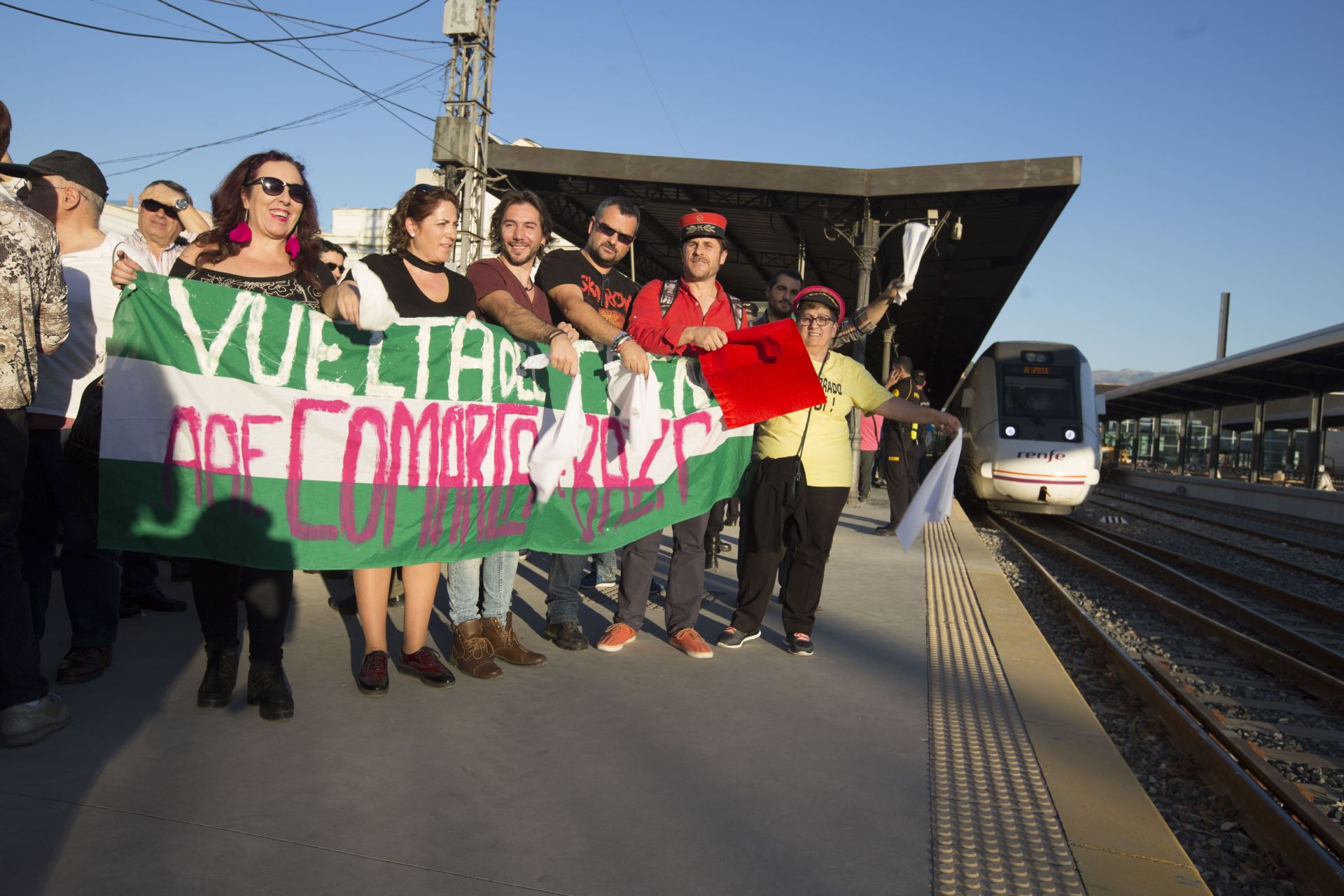 Concentración en Granada para pedir el tren por Baza.