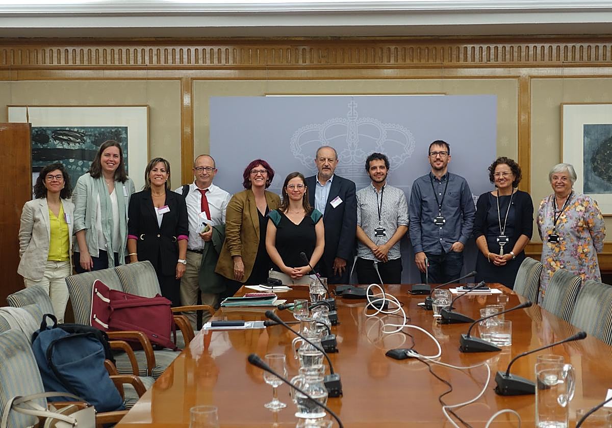 El profesor de la UGR Nicolás Olea reclama en el Congreso medidas ante la exposición a tóxicos derivados del plástico