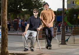 Cristalino y Mafo, protagonistas de 'Segundo Premio', en el Parque del Rocío.