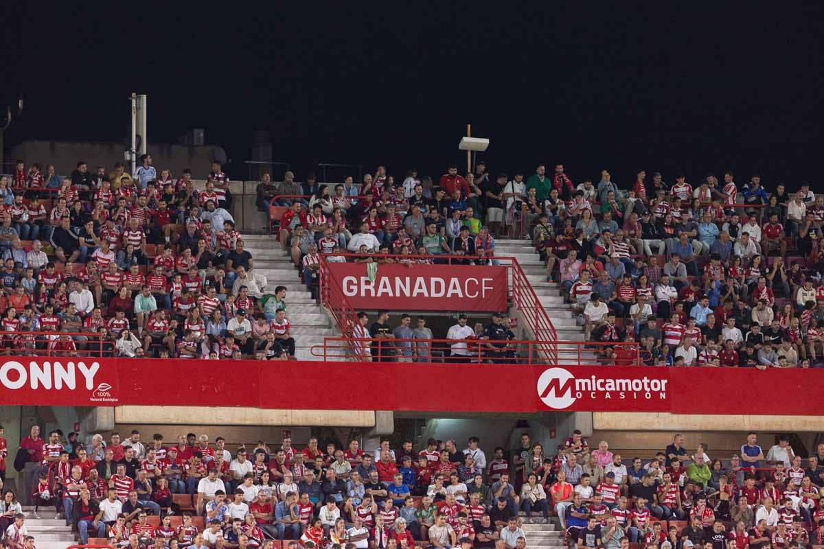 Encuéntrate en Los Cármenes en el derbi entre Granada y Málaga