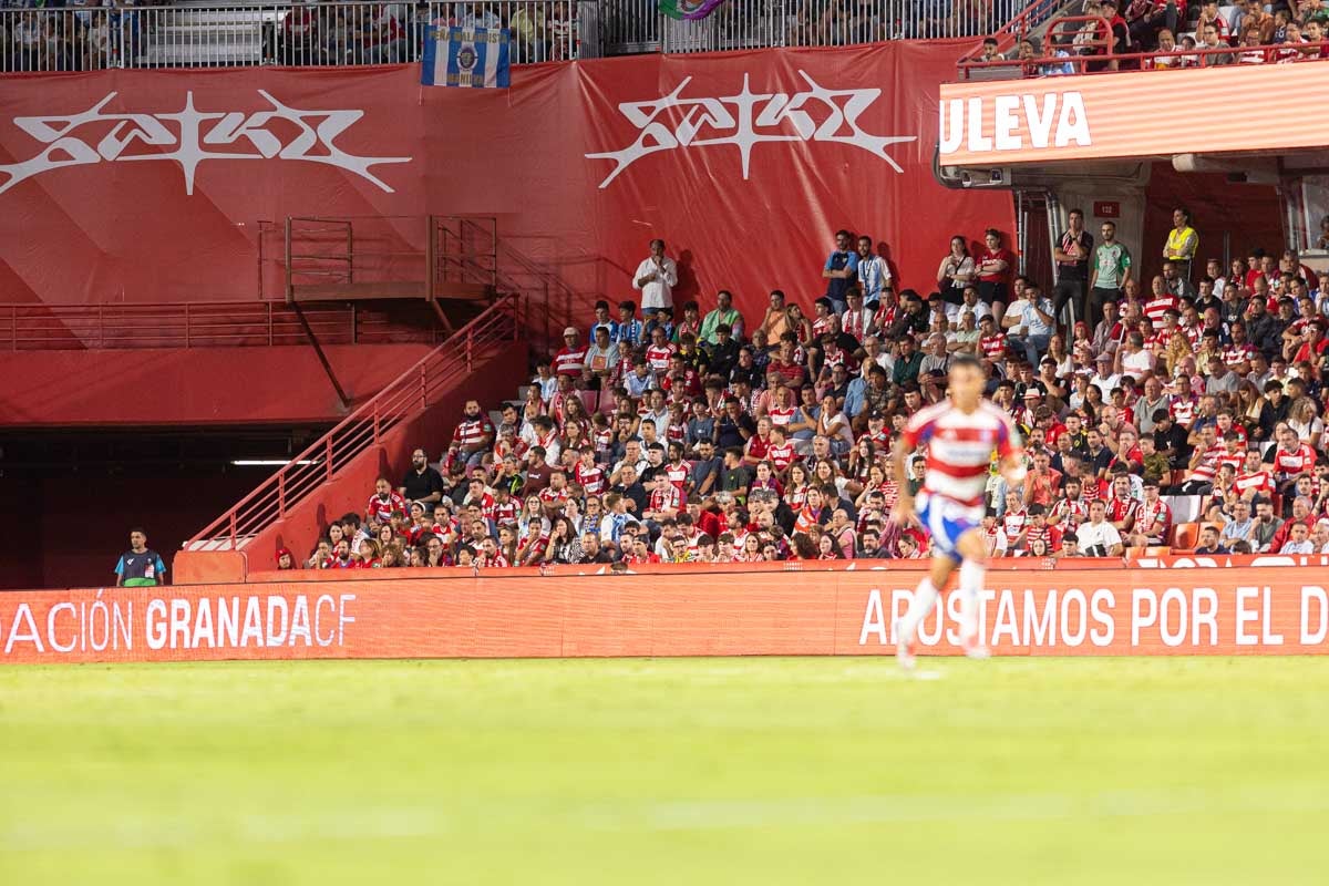 Encuéntrate en Los Cármenes en el derbi entre Granada y Málaga