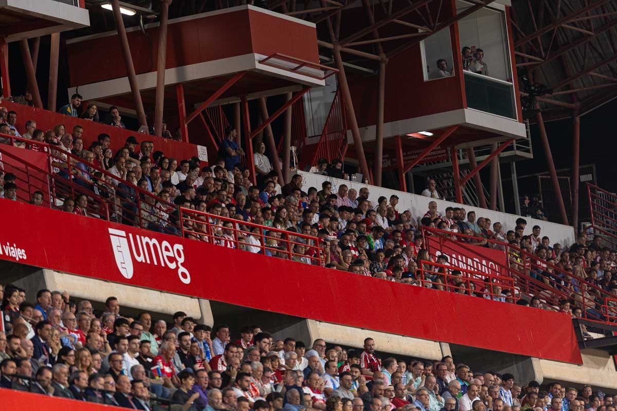 Encuéntrate en Los Cármenes en el derbi entre Granada y Málaga