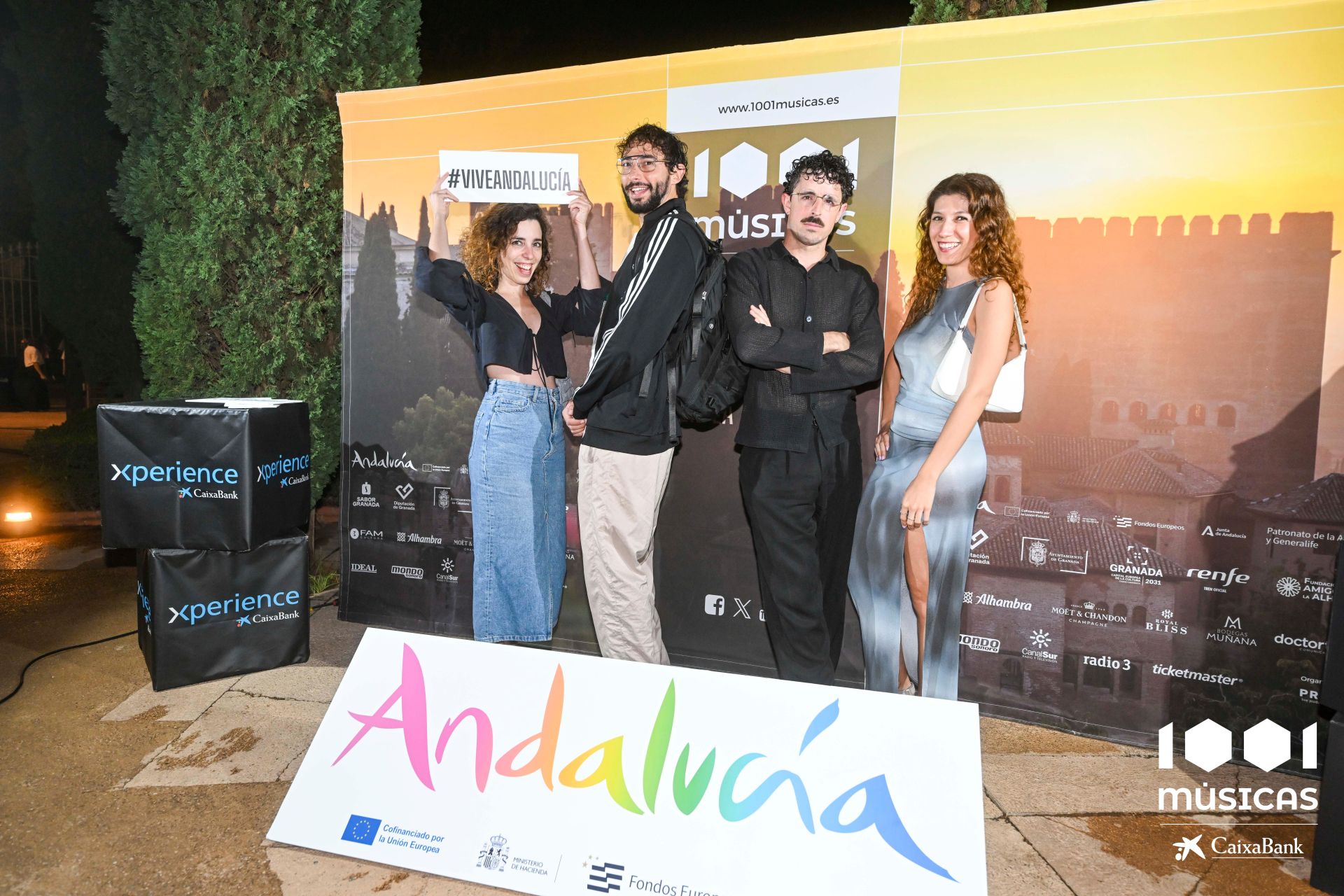 Las mejores imágenes del concierto de María José Llergó en el Generalife