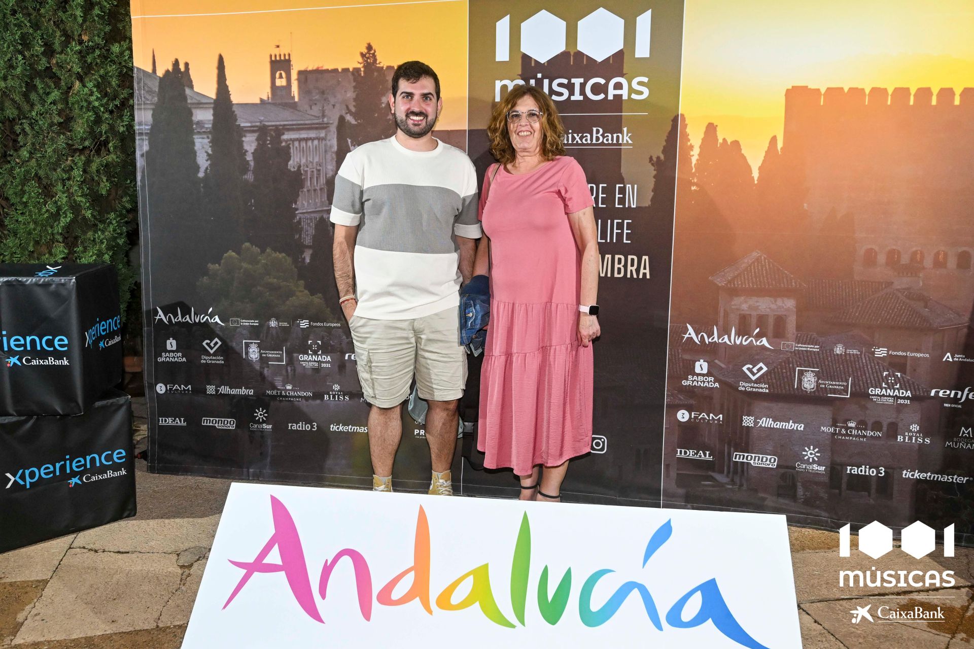 Las mejores imágenes del concierto de María José Llergó en el Generalife