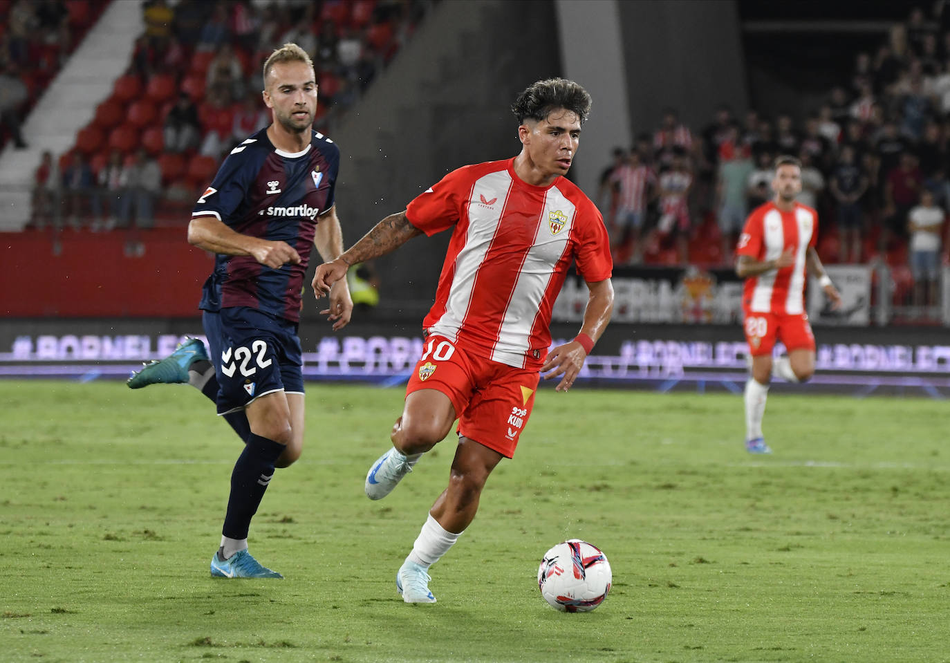 El Almería &#039;resucita&#039; y casi le da la vuelta al marcador