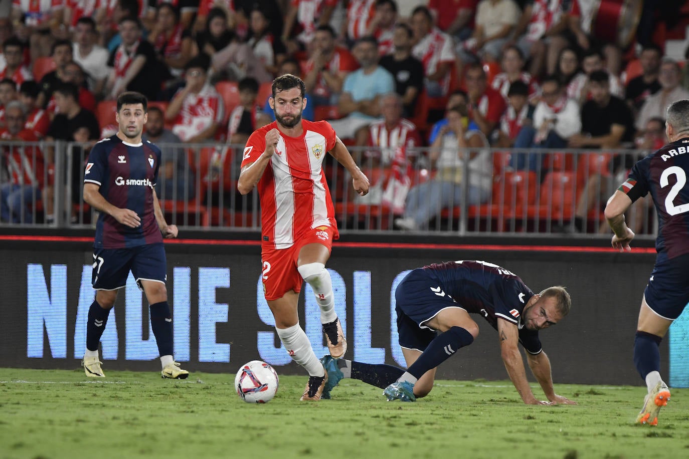 El Almería &#039;resucita&#039; y casi le da la vuelta al marcador