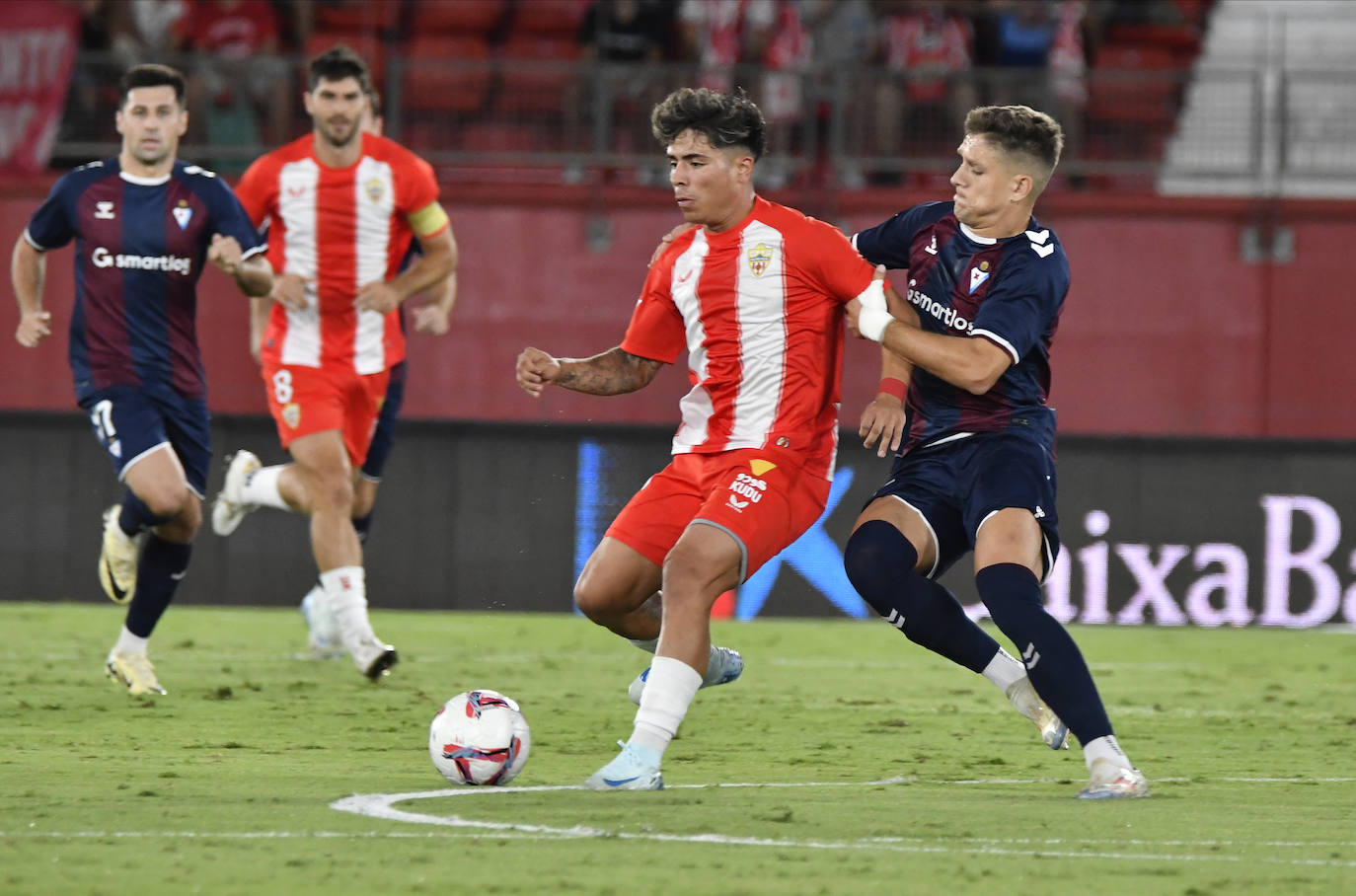 El Almería &#039;resucita&#039; y casi le da la vuelta al marcador