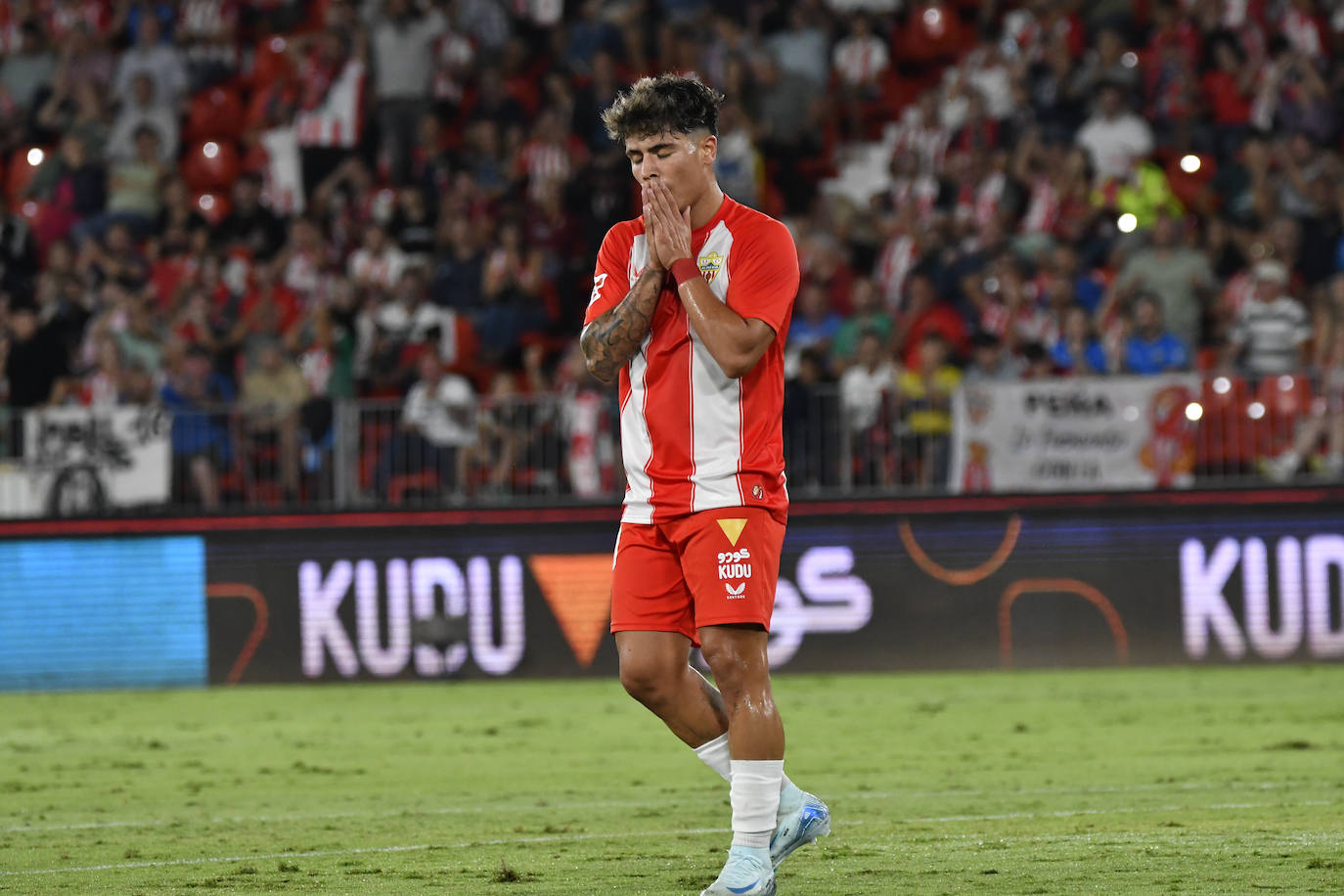 El Almería &#039;resucita&#039; y casi le da la vuelta al marcador